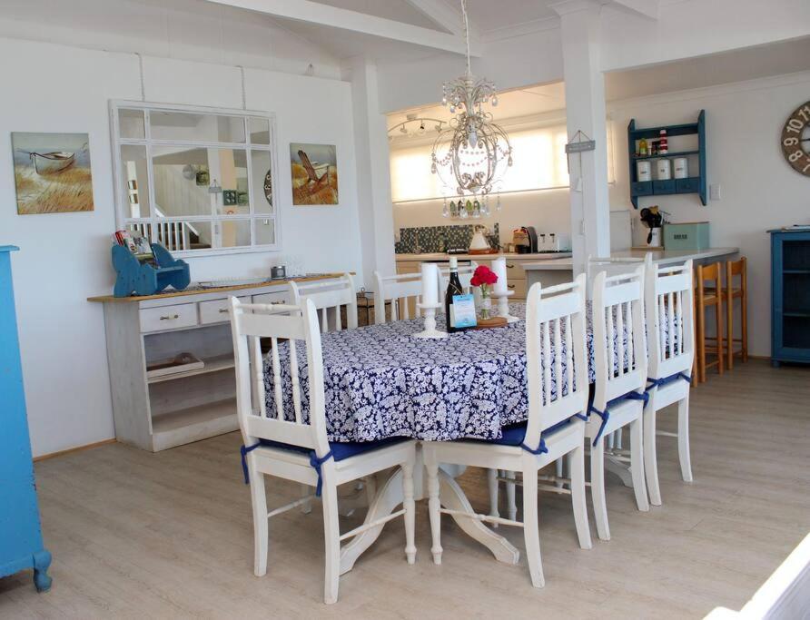 Baby Whale Bliss - Beachfront House Witsand Esterno foto